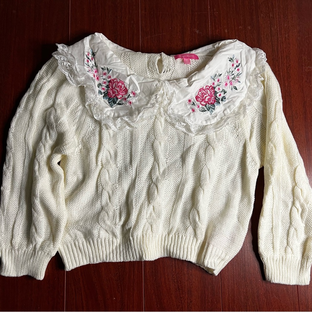 Sugar Thrillz white knit sweater with big collar XL